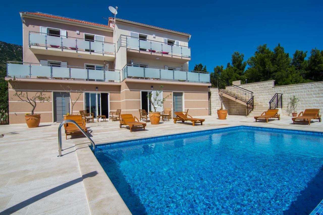 Villa Nikola - Amazing Sea View Bol Exterior photo