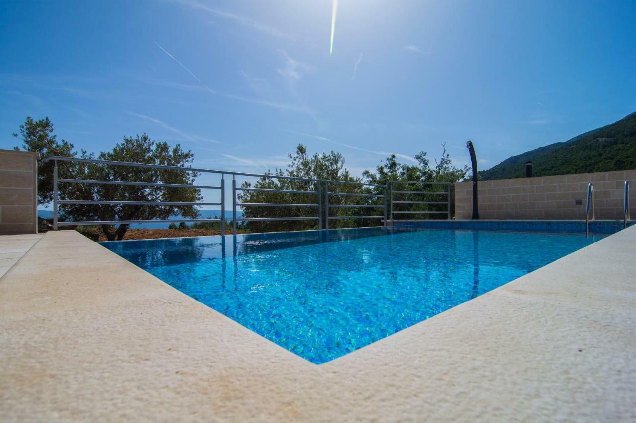 Villa Nikola - Amazing Sea View Bol Exterior photo