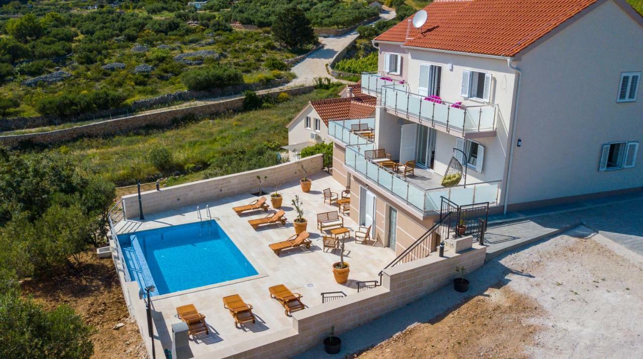 Villa Nikola - Amazing Sea View Bol Exterior photo